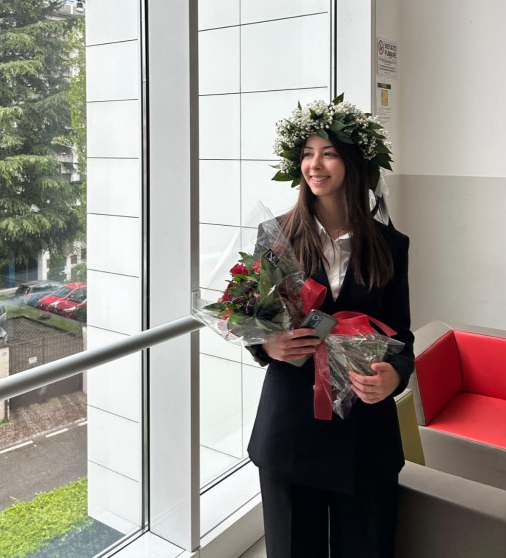 ElisaStefanoni.jpeg (160 KB)