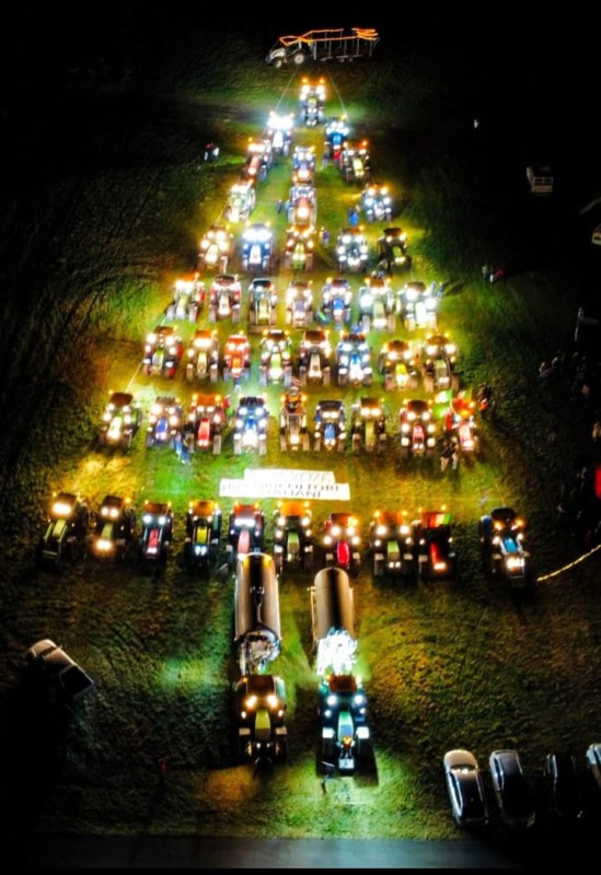 alberotrattori.jpg (106 KB)