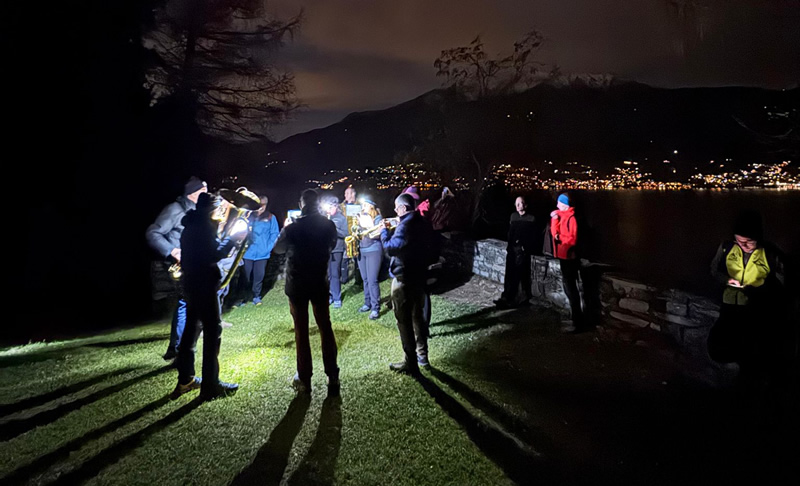 dorionatale__1_.jpg (127 KB)