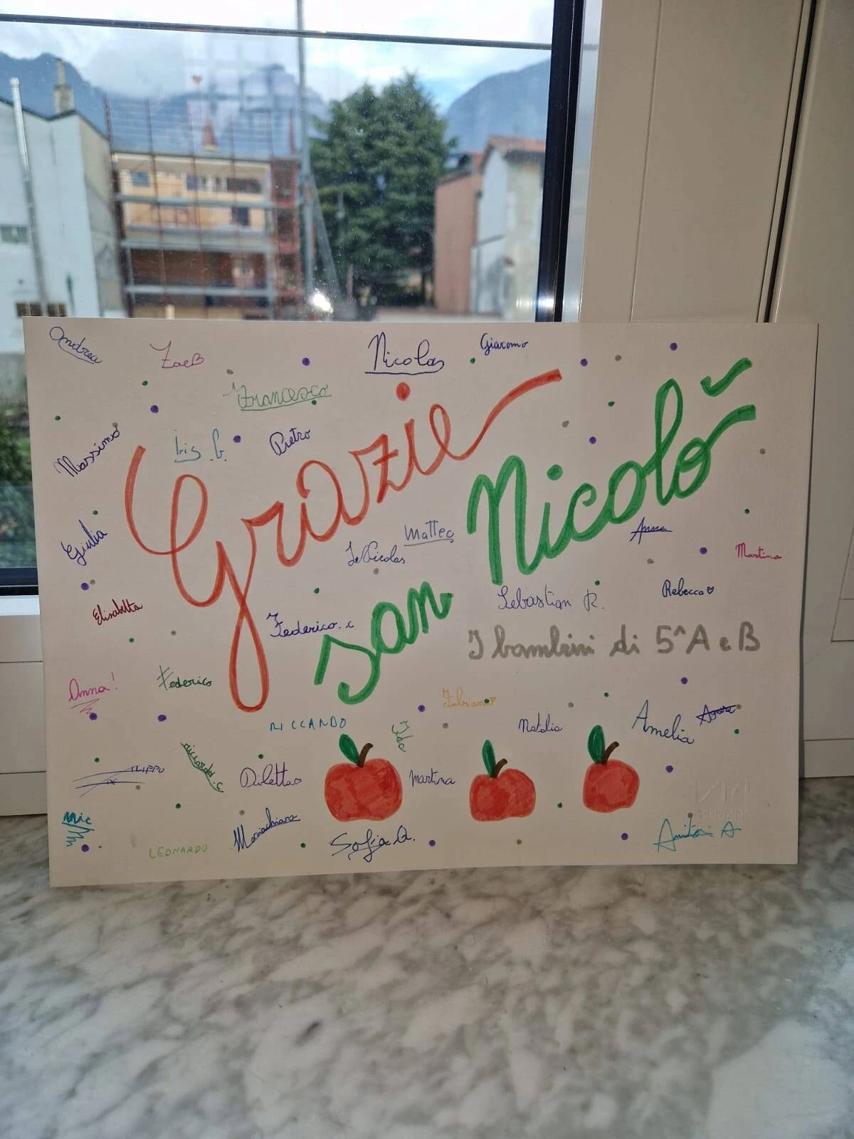 leccomele.webp (158 KB)