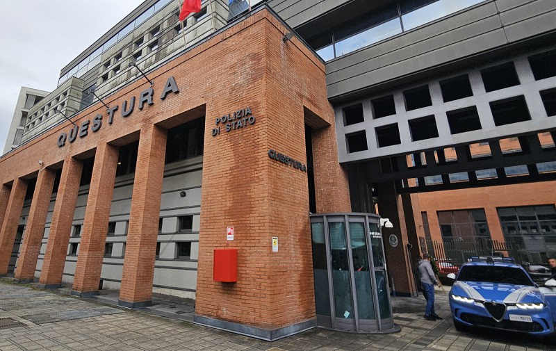 questuralc2.jpg (138 KB)