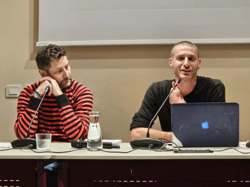 Stellesulsoffitto3.jpg (82 KB)