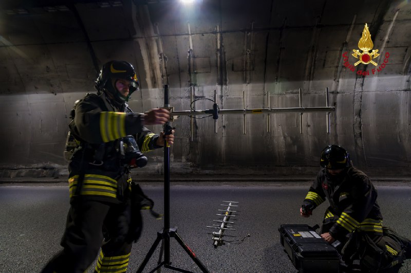 esercitazionegalleria6.jpg (81 KB)