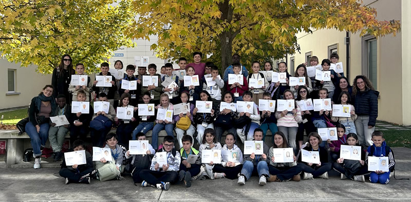 poli2kids__2_.jpg (150 KB)