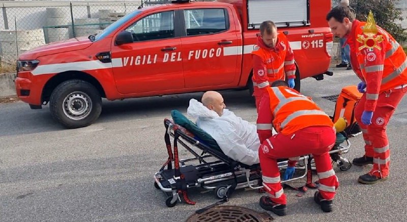 vvfcollini5.jpg (110 KB)