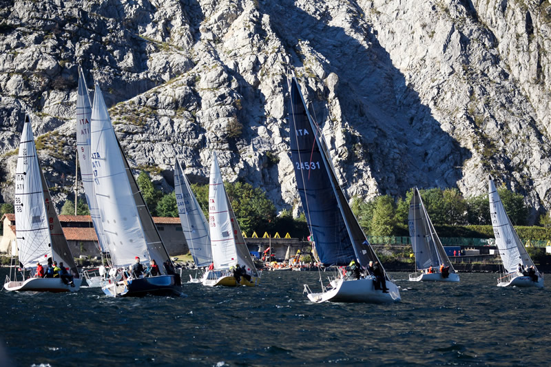 interlaghipost__3_.jpg (216 KB)