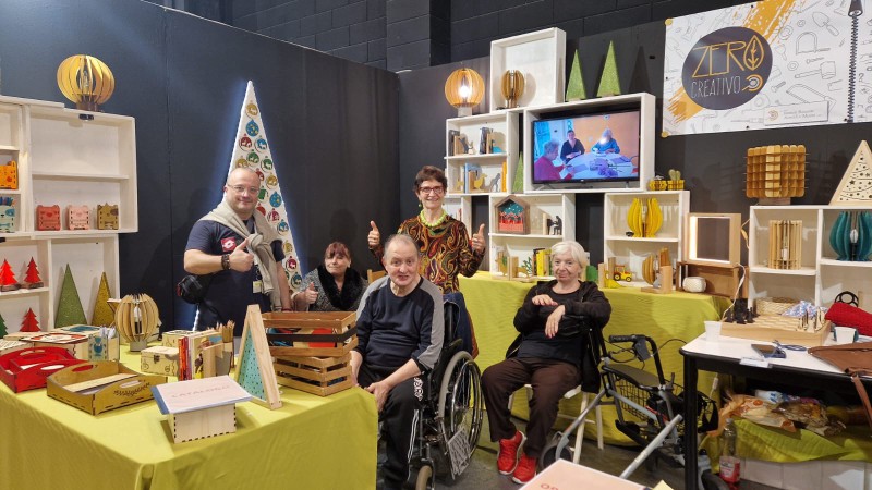 iram_moma__1_.JPG (110 KB)