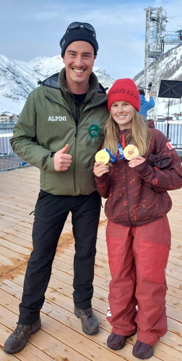 Alpino_di_Esino_con_la_campionessa_olimpica_canadese_Megan_Oldham,_freestyle.jpeg (179 KB)