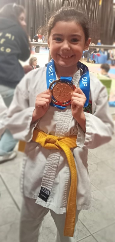 I.S_Medaglia_d_oro_categoria_kata_Shito_Ryu.jpg (61 KB)