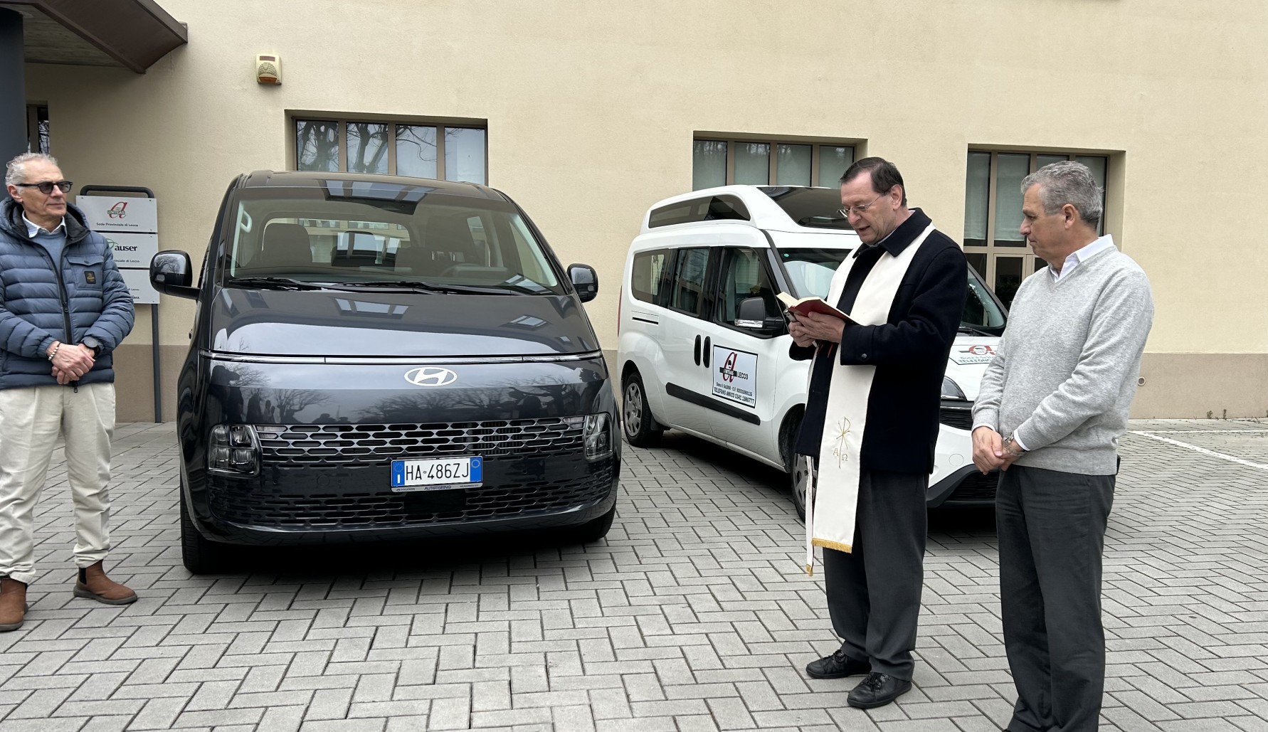 anteasmezzi__7_.jpeg (780 KB)