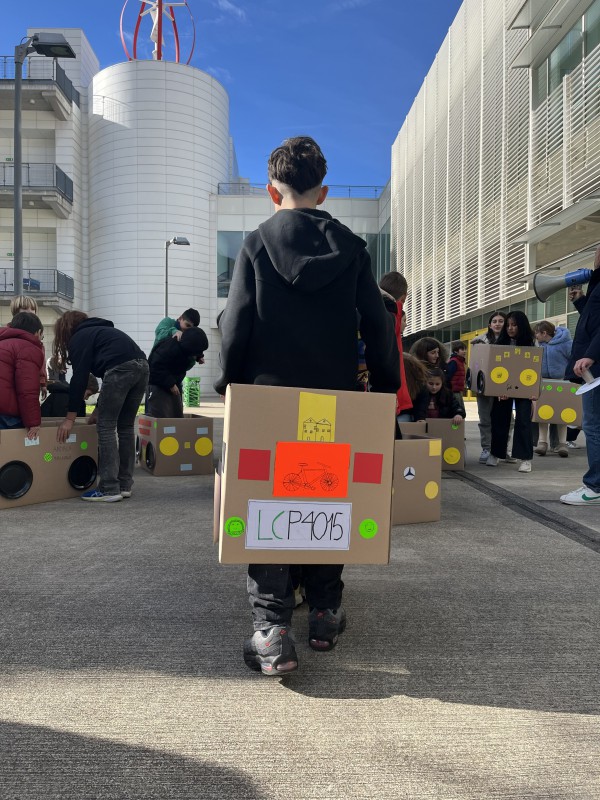 mobilitasostenibilepolis3.jpg (150 KB)