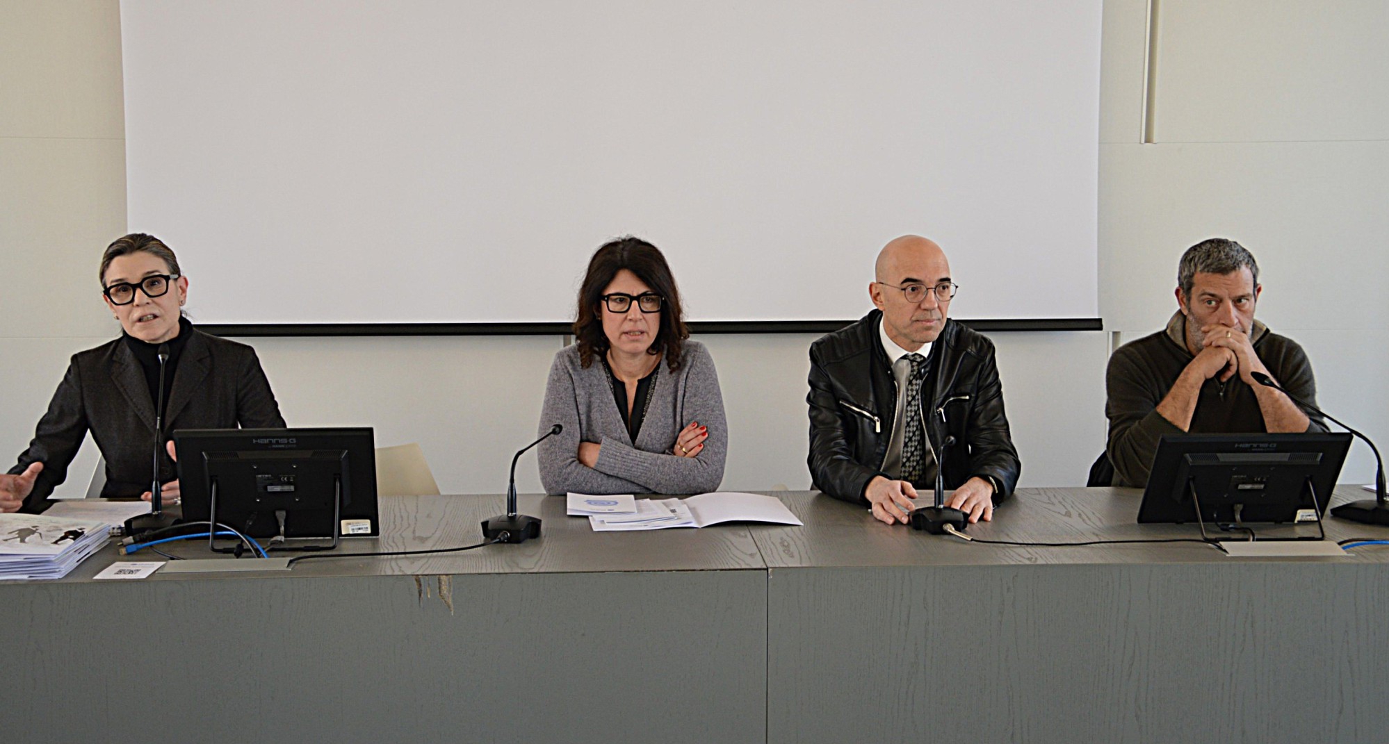 mostracurepalliative__2_.JPG (592 KB)