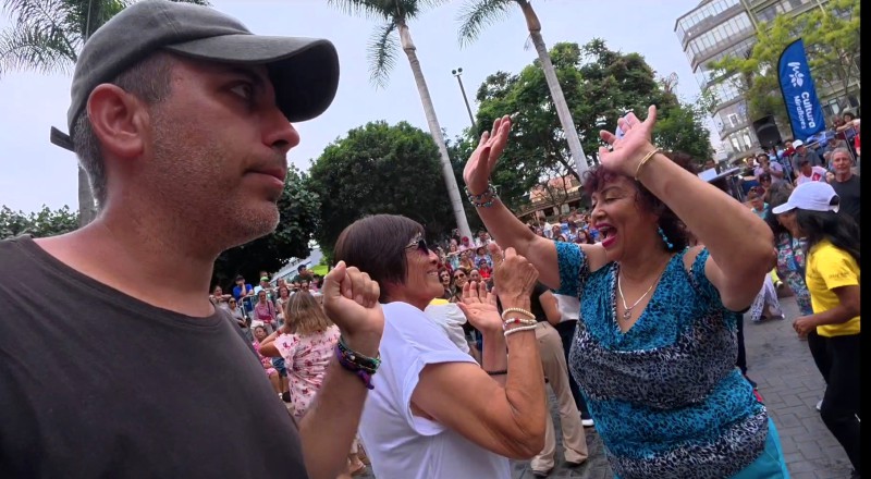 musicaperu1.jpg (103 KB)