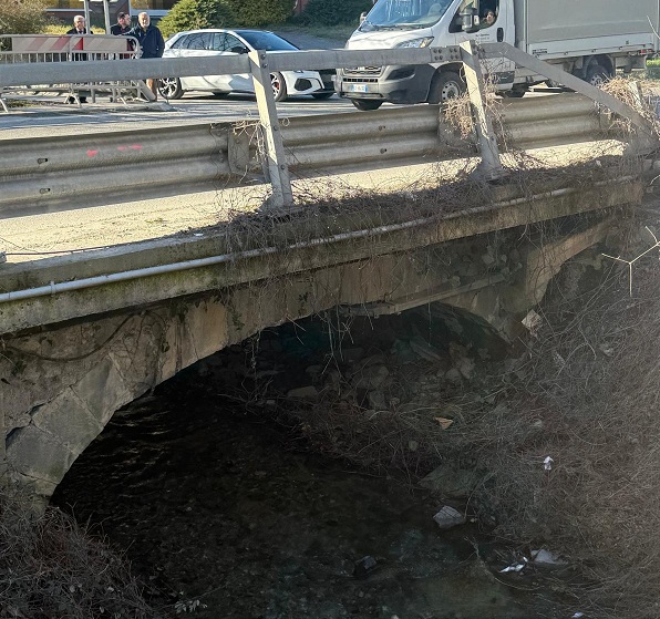 ponticello_Calolziocorte_2.jpg (164 KB)