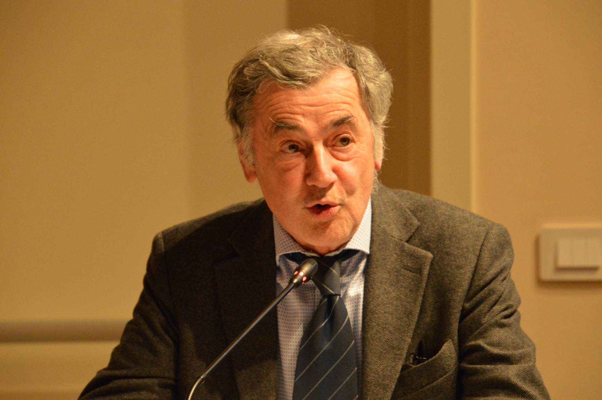 01_Pietro_Dettamanti.JPG (364 KB)