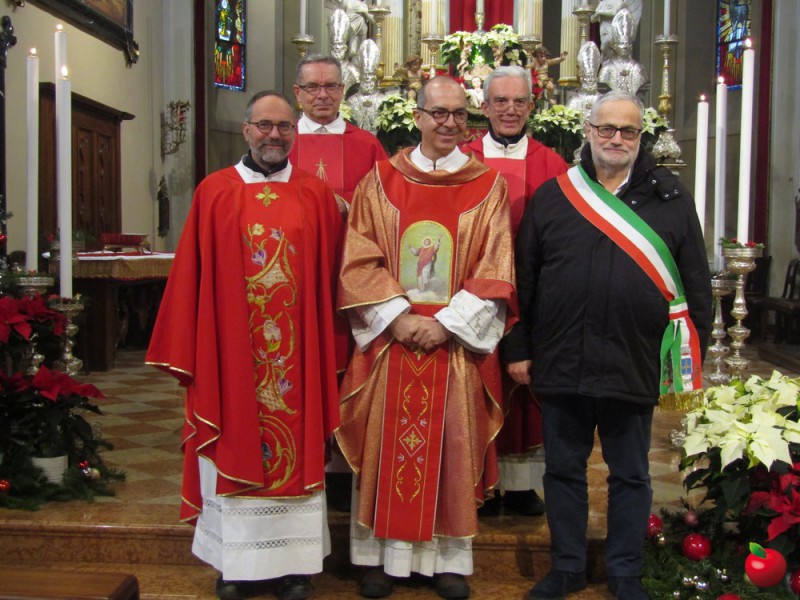 IMG_3609.jpg (126 KB)