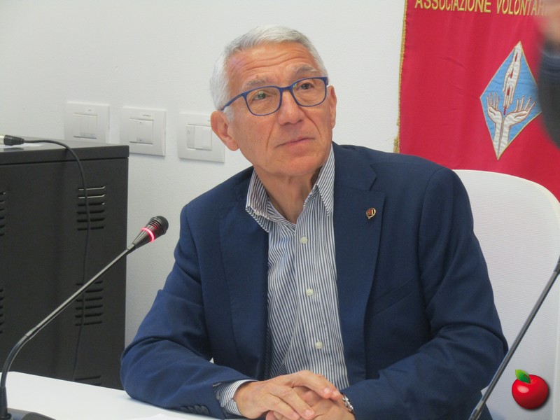 IMG_2807.jpg (116 KB)