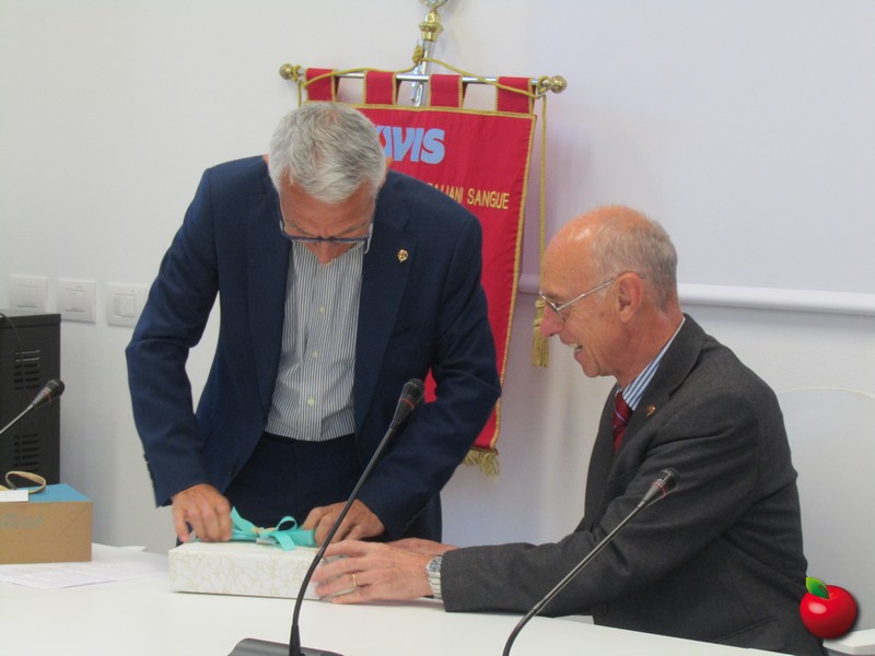 IMG_2813.jpg (103 KB)