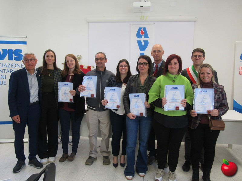 IMG_2826.jpg (126 KB)