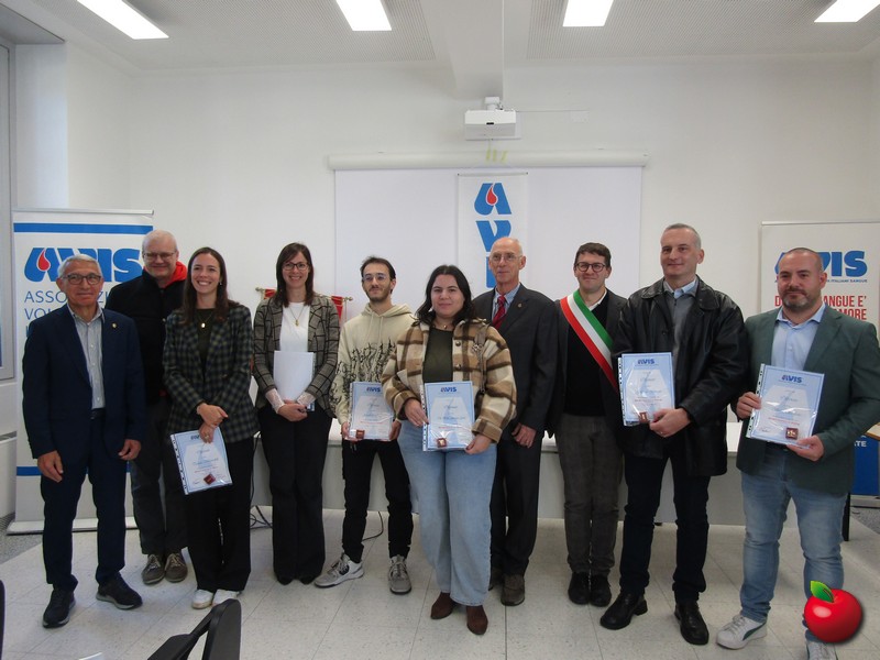 IMG_2827.jpg (130 KB)