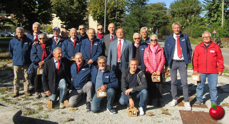 IMG_2830.jpg (163 KB)