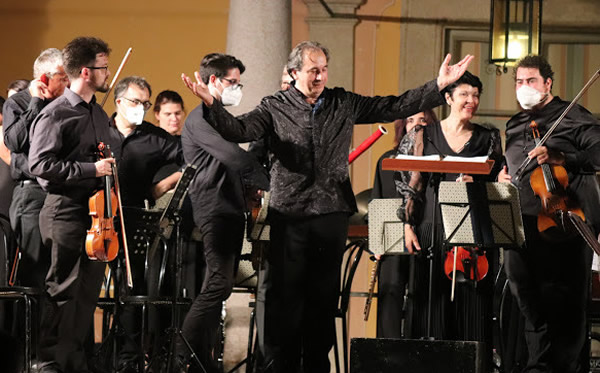 concertovarenna__2_.jpg (73 KB)