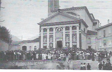 processione_per_il_beato_pagano_1911.jpg (41 KB)