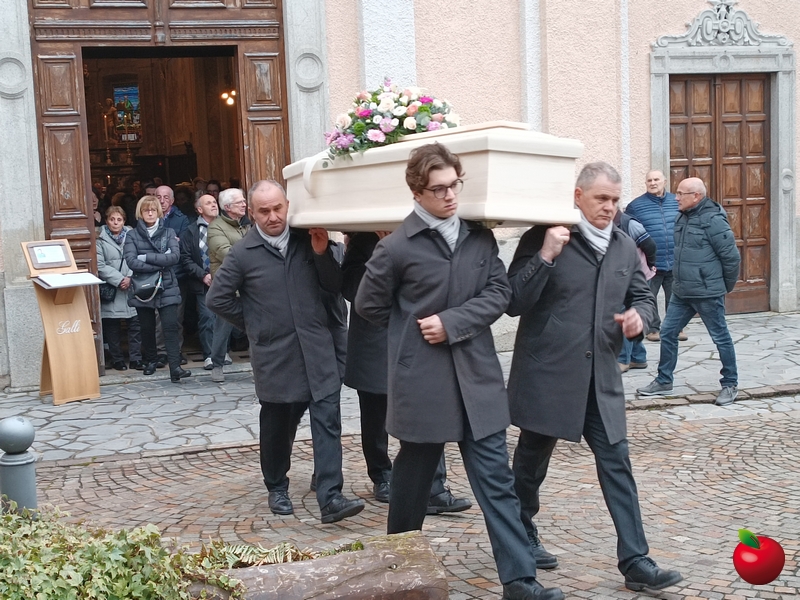 funeralemargheritacolombo__7_.jpg (437 KB)