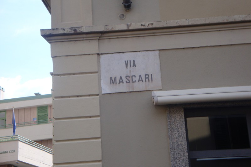 5_via_mascari.JPG (53 KB)