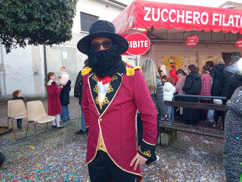 carnevalemandello__1_.jpg (162 KB)