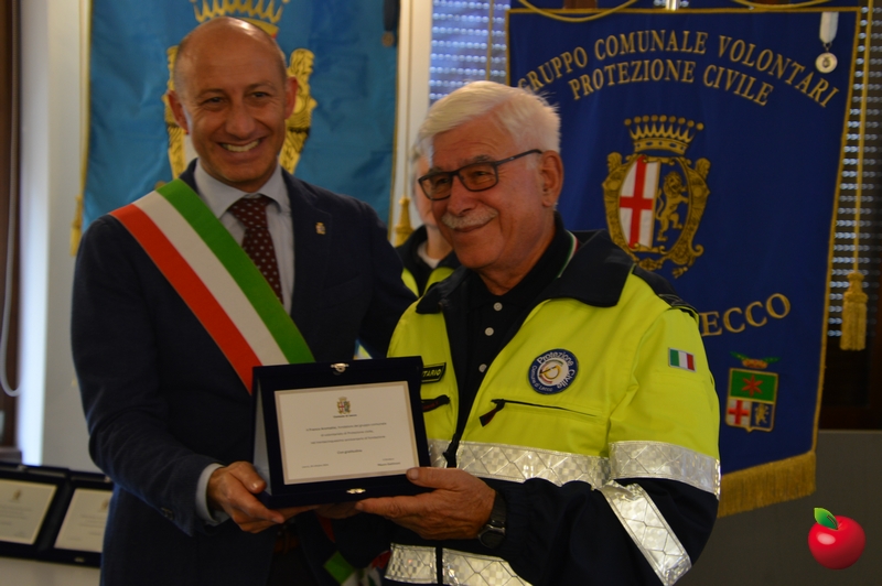 Premiazione_Franco_Aromatisi.jpg (341 KB)