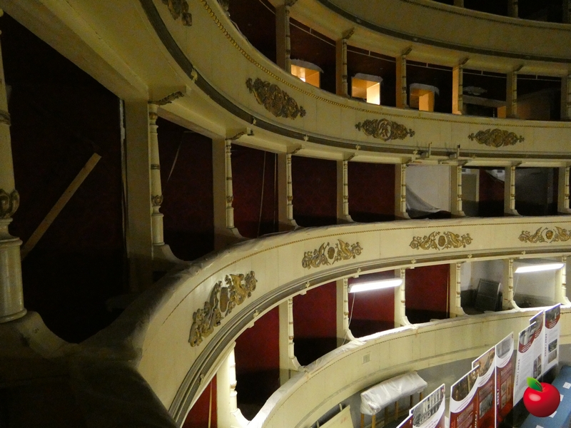 teatrosecondolotto__10_.jpg (394 KB)