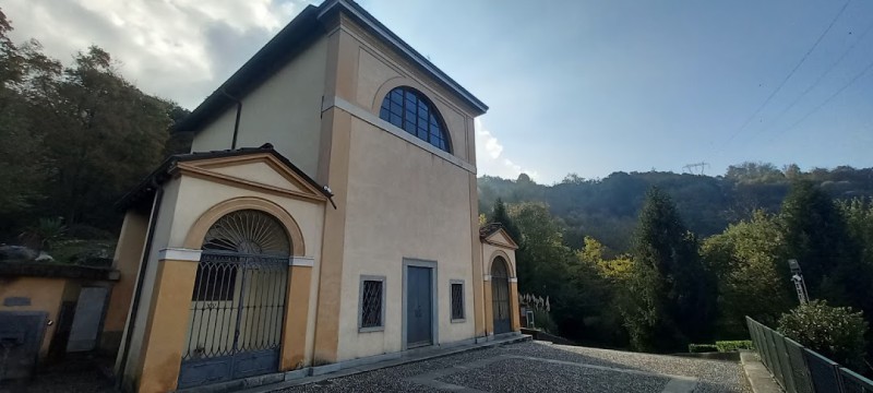 Santuario_della_Rovinata.jpg (63 KB)