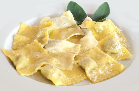 E' il giorno dei ravioli: dolci o salati sono portati in tavola celebrando  Sant'Antonio. Le ricette - Leccoonline